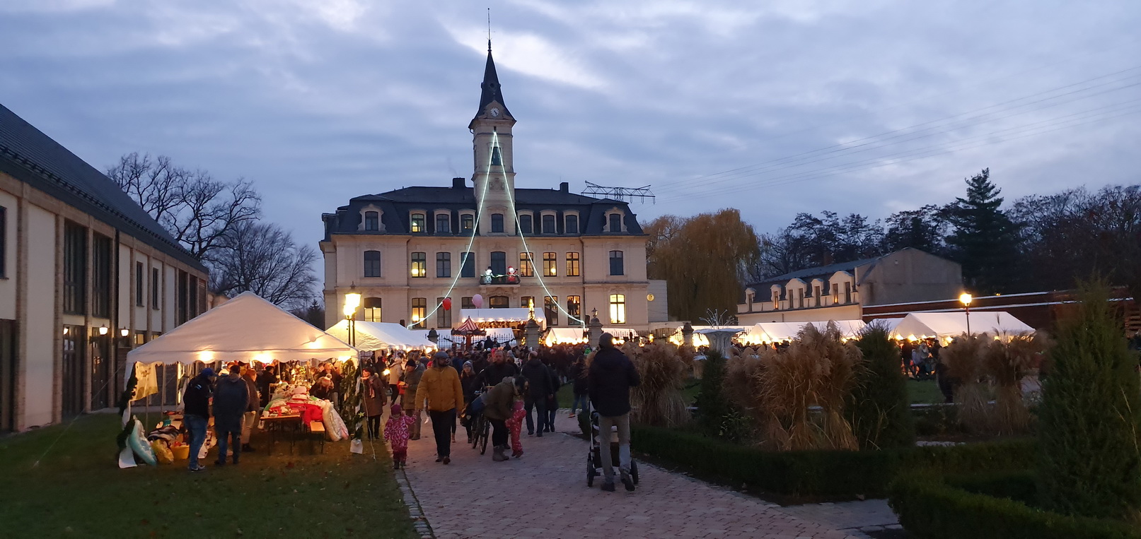 Weihnachtsmarkt 2022 – Schloss Schönefeld – Vorab Information